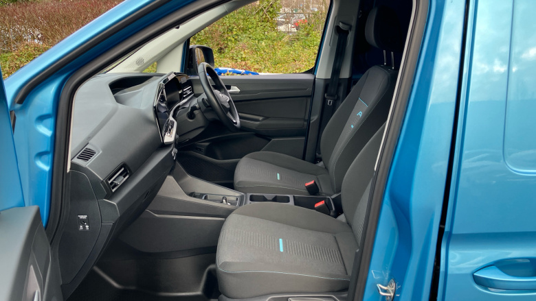 Ford Transit Connect 250 L2 Petrol 1.5 EcoBoost PHEV 150 Active FlexCab Van Auto